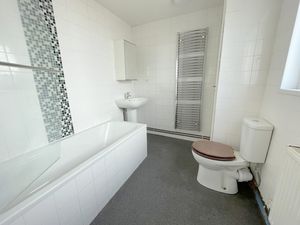 Colne Road- click for photo gallery